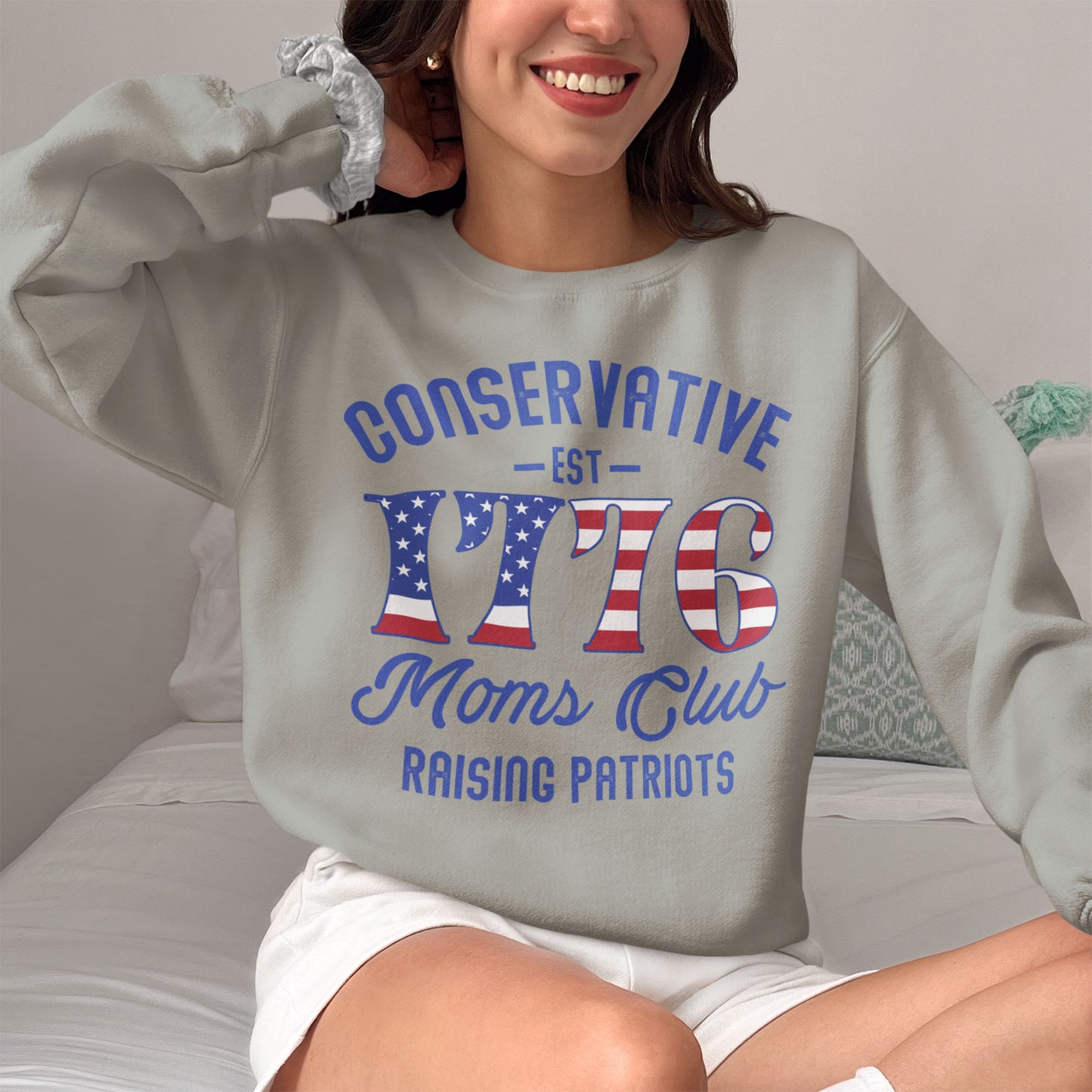 Conservative Moms Club T-Shirt, USA Patriotic Social Club Shirt, American Mama Graphic Tee, 1776 Fourth of July Mom Top, Patriotic Tshirt